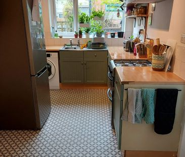 2 Bed Terraced House, Lord Nelson Street, NG2 - Photo 4