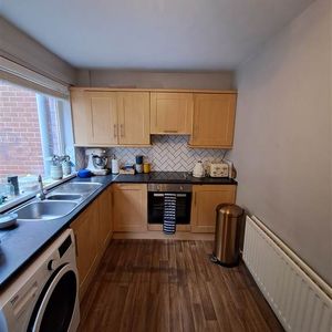 21 Northbrook Gardens, Belfast, BT9 7EA - Photo 2