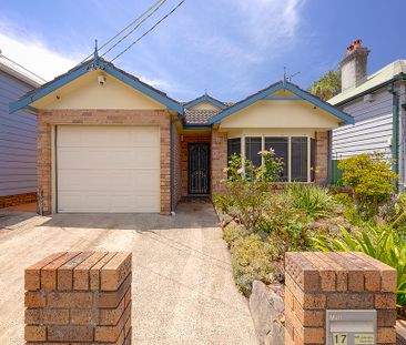 Well Proportioned 3 Bedroom Home in the heart of Sydenham - Photo 1
