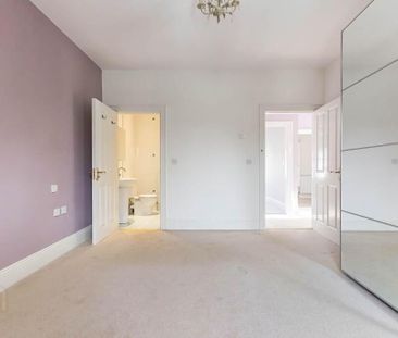 5 Royal Park Avenue, Hillsborough, BT26 6SL - Photo 5