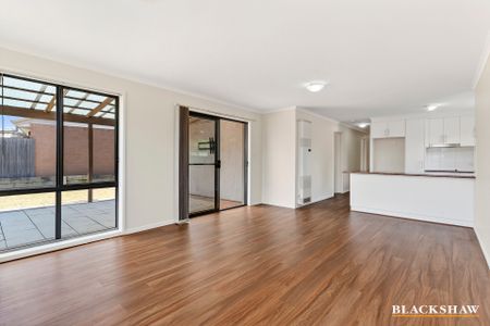 3 Bryan Hudson Street, Macgregor ACT 2615 - House For Rent | Domain - Photo 2