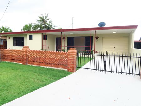 66 Hannam Street, Westcourt QLD 4870 - House For Rent | Domain - Photo 5