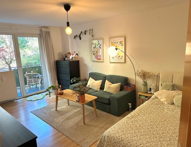 Gepflegtes Apartment mit Balkon in Uni Nähe - Südstadt ! - Photo 1