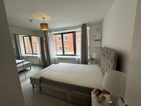 2 bedroom apartment to rent - Photo 5