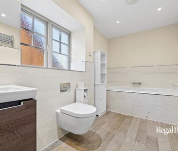 5 bedroom detached house to rent - Photo 6