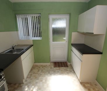 3 Bedroom Semi-Detached House, Chester - Photo 4