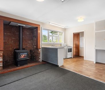 Family Home in Spreydon - Photo 1