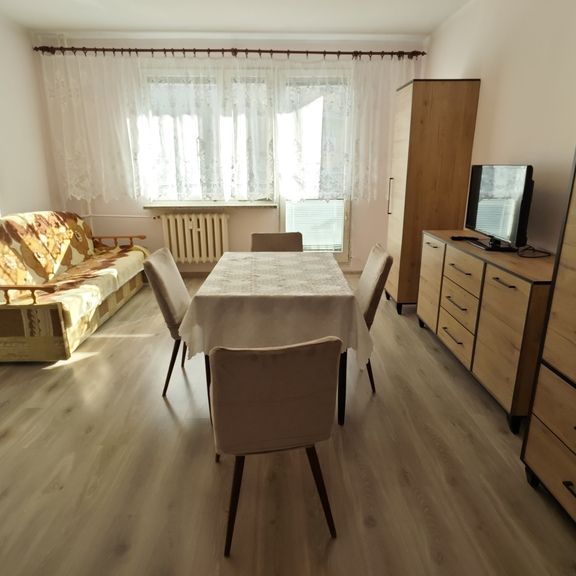 Kijewo - wynajem, 1 pok. 35m2, I piętro, balkon - Zdjęcie 1