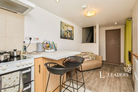 1 bedroom flat to rent - Photo 5