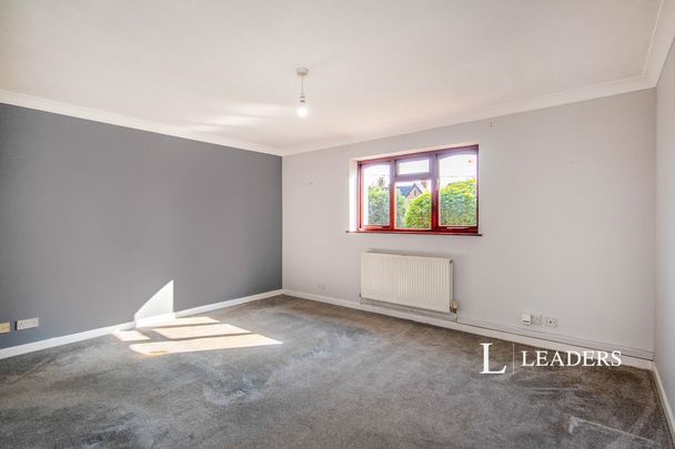 3 bedroom bungalow to rent Old Road, Whittington, WR5 - Photo 1