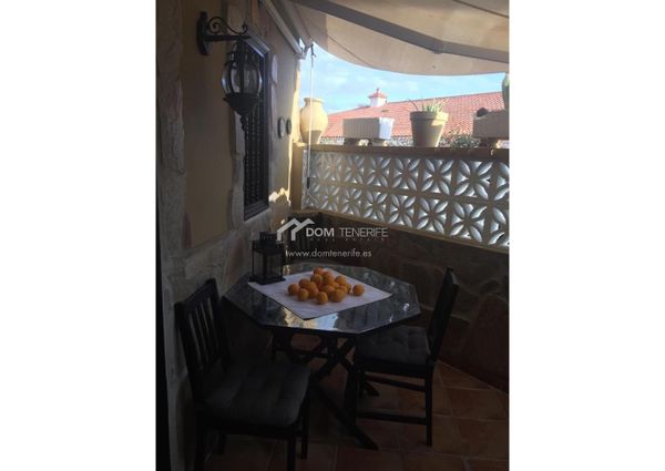 Chalet adosado · Alquiler a largo plazo ·