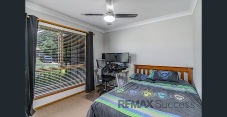 Comfortable Family Living in a Quiet Glenvale Location - Photo 5