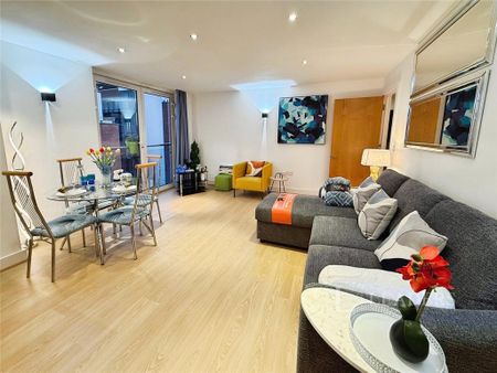 2 bedroom flat to rent - Photo 3