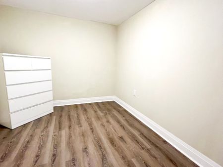 For Lease - 1090 Warden Avenue, Toronto, Ontario - Photo 4