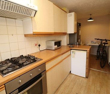 Room in a Shared House, Ann Moss Way, SE16 - Photo 4