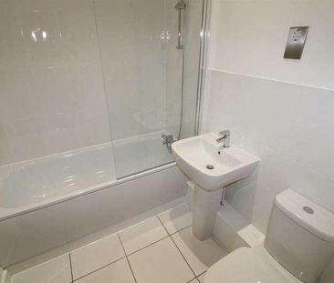 Hinguar Street, Shoeburyness, SS3 - Photo 5