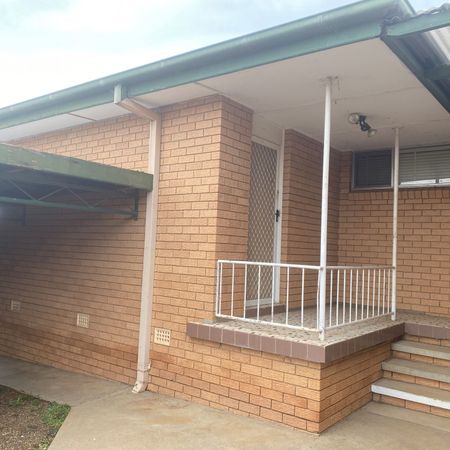 WEST TAMWORTH - Private One Bedroom Unit - Photo 4