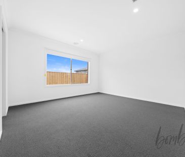 Beautiful 4-Bedroom Home in the Prestigious Olivine Estate, Donnybrook - Photo 6