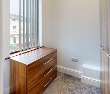 Eldon Place Room 1 - Photo 5