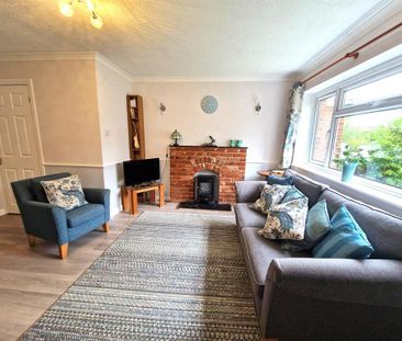 2 bedroom maisonette to rent - Photo 1