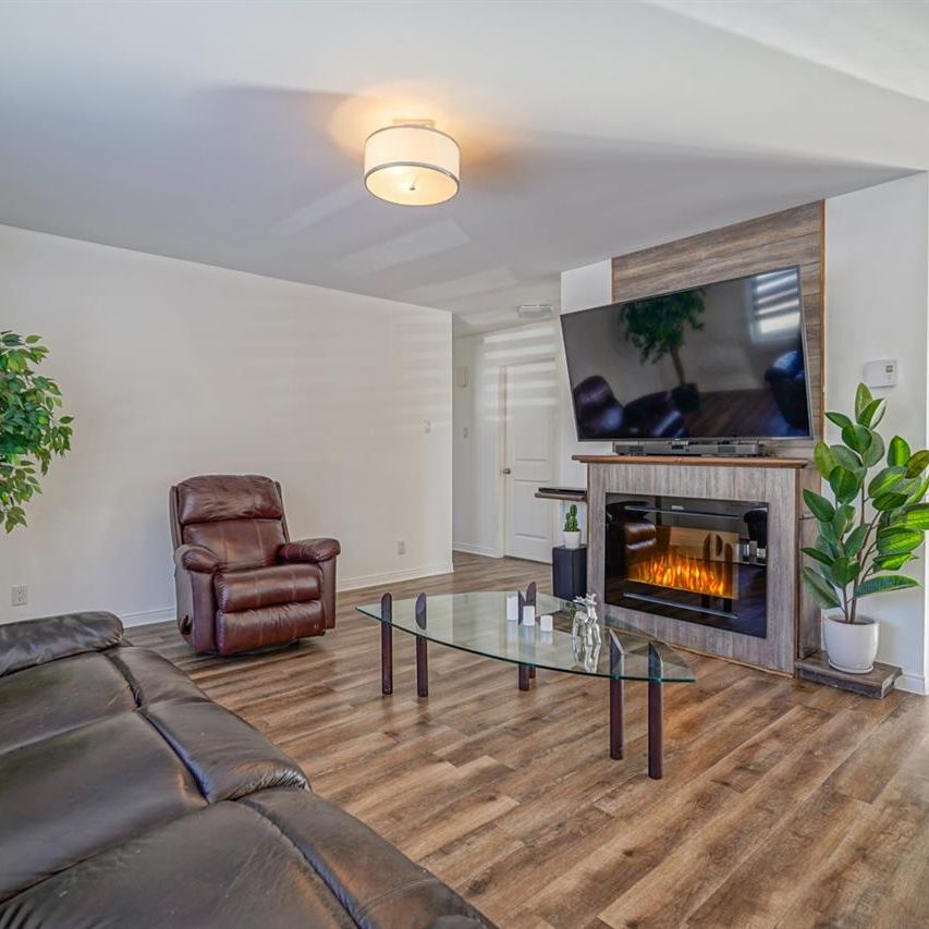 Sherbrooke – Rock Forest – Très beau et grand logement 4 1/2 style maison à louer - Photo 1