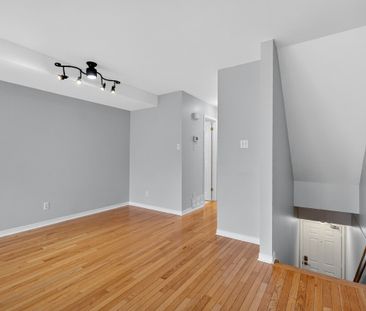 For Lease - 1400 Wildberry Court Unit# 12, Orleans - Convent Glen a... - Photo 2