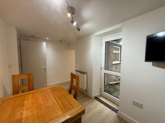 59 Hill Street - Photo 1