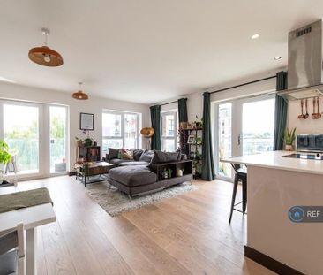 2 bedroom flat to rent - Photo 2