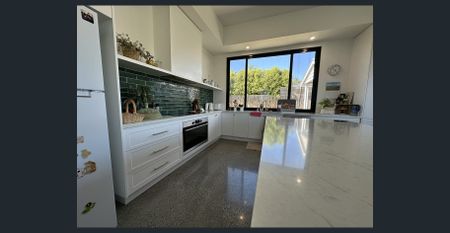 BEAUTIFULLY RENOVATED HOME IN A+ LOCATION - Photo 4