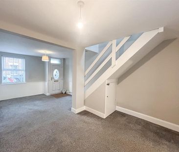 2 bedroom house to rent - Photo 1