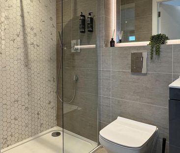 3 bedroom flat to rent - Photo 3