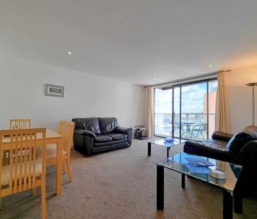 2 bedroom apartment to rent - Photo 3