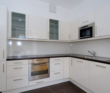 Zwei Loggien, zwei Bäder, grenzenloser Komfort - 3-Zimmer-Wohntraum... - Photo 2