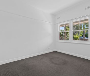 203 Aberdeen Street, Newtown - Photo 2