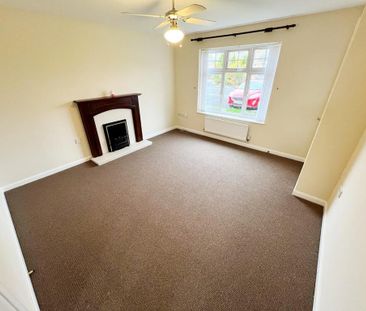 3 bedroom end of terrace house to rent - Photo 3