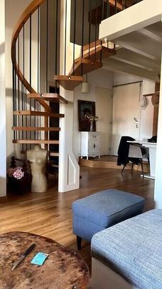 APPARTEMENT MANSARDÉ 2½ PIÈCES À GENÈVE - CENTRE, MEUBLÉ, DURÉE DÉTERMINÉE - Foto 1