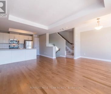 210 HALYARD WAY - Photo 2