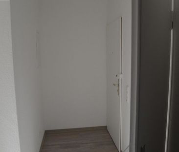 Charmante 1-Zi.-Wohnung mit Balkon im Erdgeschoss - Foto 1