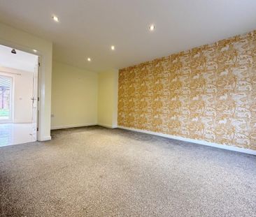 3 bedroom end of terrace house to rent - Photo 1