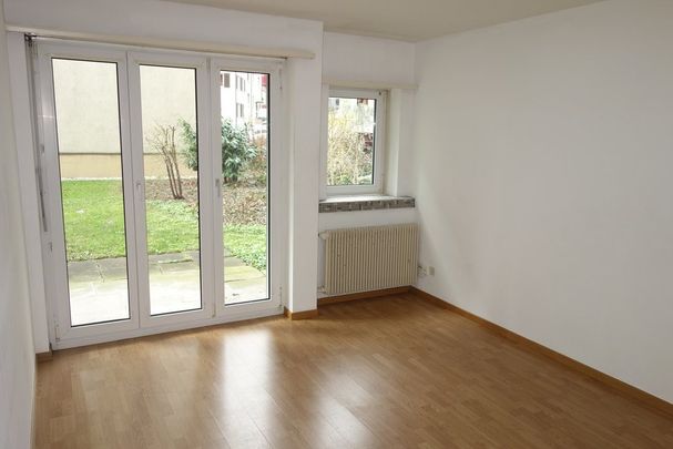 Hübsche Single-Wohnung mit Gartensitzplatz - Foto 1