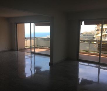 Location Appartement 4 pièces 94m² NICE 06200 - Photo 1