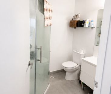 Enjoy space, convenience and low-maintenance living in this stylish... - Photo 6
