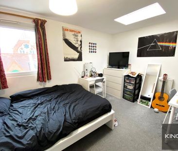 6 bedroom flat to rent - Photo 5