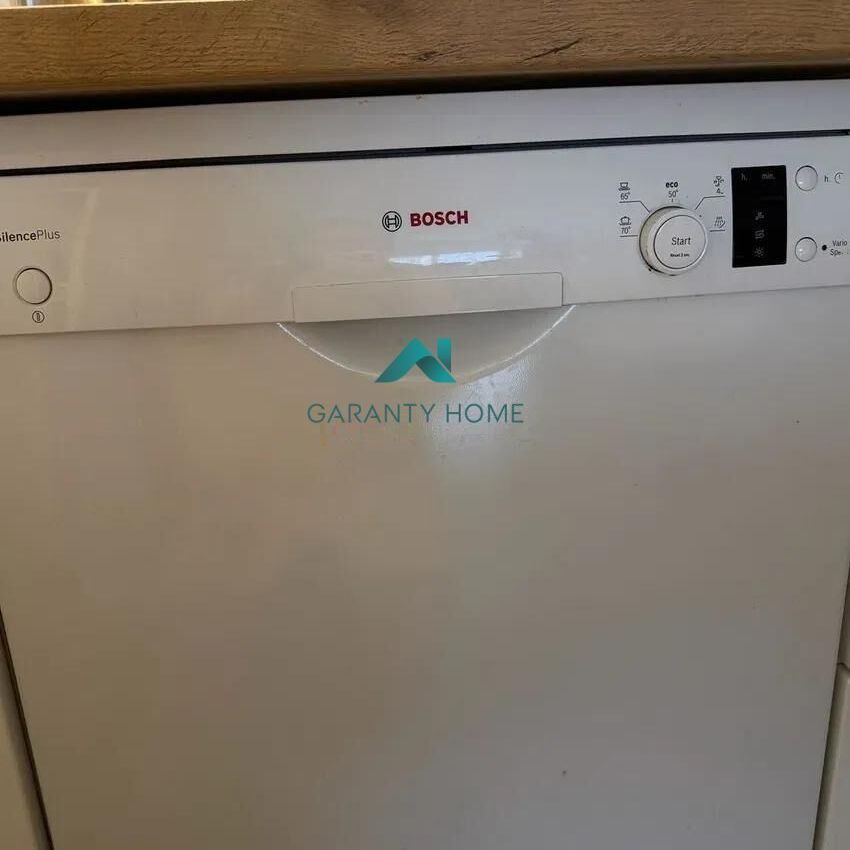 Piso de alquiler en Valdezarza - Photo 1