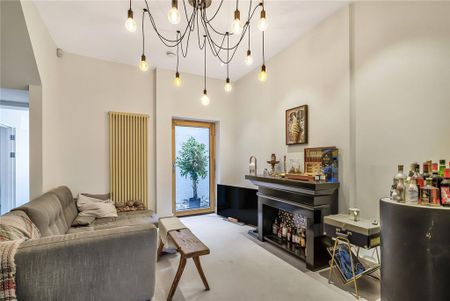 4 bedroom terraced house to rent - Photo 3