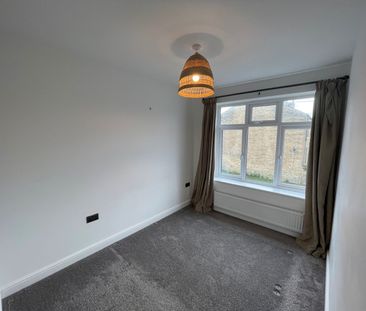 3 bedroom semi-detached house to rent - Photo 6