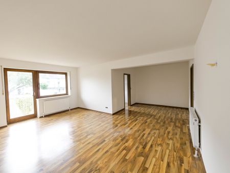 Ruhige 4-Zimmer-Wohnung zum Einzug bereit! - Foto 4