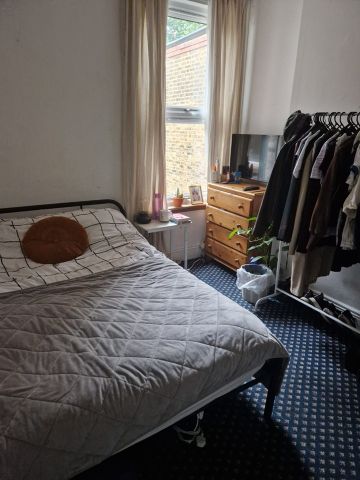 Room in a Shared House, Amesbury Ave, SW2 - Photo 3