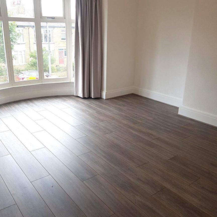 Bennett Lane, Dewsbury - Photo 1