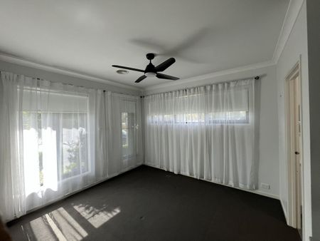 Modern, Low-Maintenance Home in a Prime Family Location! - Photo 4